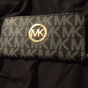 Michael Kors Full-size wallet